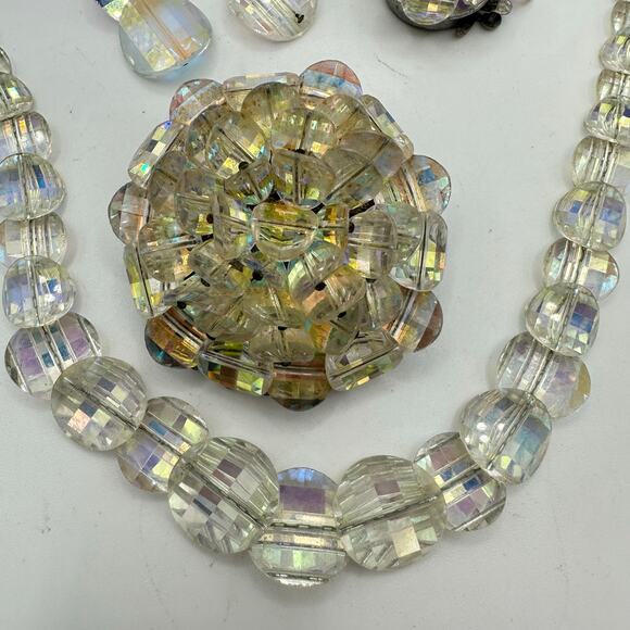 1950s vintage glass aurora borealis AB graduated beaded necklace earrings brooch - Picture 5 of 8
